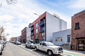 324 22nd St in Brooklyn, NY - Building Photo - Building Photo