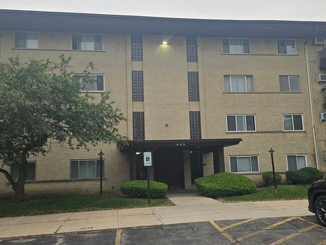 property at 445 S Cleveland Ave