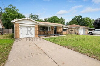 1850 S Erie St in Wichita, KS - Building Photo - Building Photo