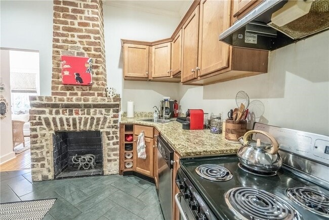 property at 108 W Duffy Ln