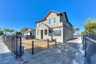 4288 S Hobart Blvd, Unit 4288 in Los Angeles, CA - Building Photo - Building Photo