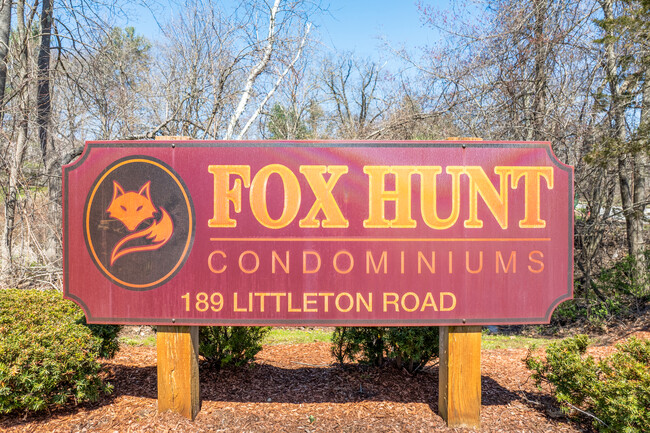 Fox Hunt Condominiums in Chelmsford, MA - Building Photo - Building Photo