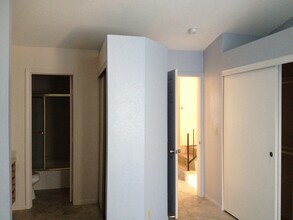 5033 Vivaldi Dr in Las Vegas, NV - Building Photo - Building Photo