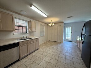 13834 Trumpetvine St in Houston, TX - Building Photo - Building Photo