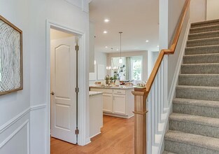 421 Addison Cir in Walled Lake, MI - Foto de edificio - Building Photo