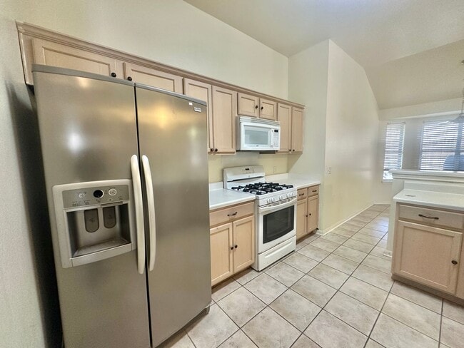 113 Little Lake Rd in Hutto, TX - Building Photo - Building Photo