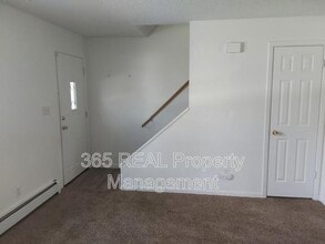 717 39th St in Evans, CO - Building Photo - Building Photo