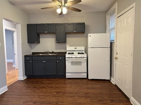 5601-5607 W Wabansia Ave in Chicago, IL - Building Photo