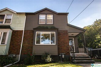 112 W Grant St in Easton, PA - Foto de edificio - Building Photo