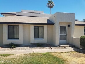 1861 Montana Vista in Lake Havasu City, AZ - Building Photo - Building Photo