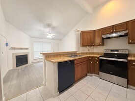 3806 Westheimer Pl Dr in Houston, TX - Building Photo