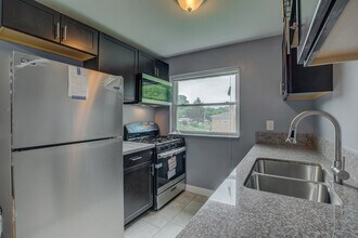 4715 kirby ave, Unit 4 in Cincinnati, OH - Building Photo - Building Photo