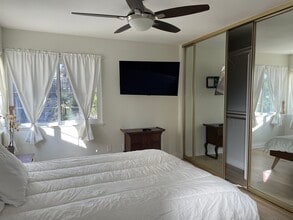 27061 Springwood Cir in Lake Forest, CA - Building Photo - Building Photo