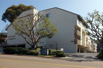 Por Mission Heights in San Diego, CA - Building Photo - Building Photo