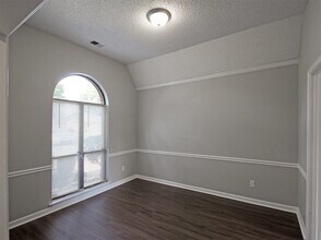 7326 Old Dominion Ct in Memphis, TN - Building Photo - Building Photo