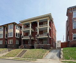 4011-4013 Harrison St Apartments