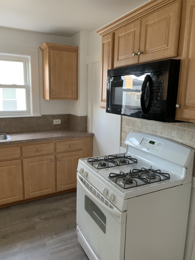 13 Olcott St, Unit 1