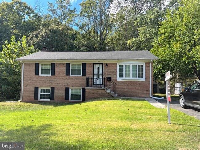 property at 14800 Cloverdale Rd