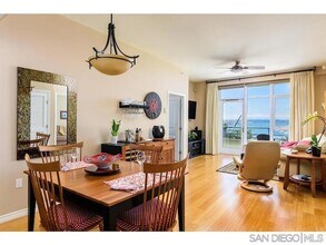 1431 Pacific Hwy, Unit 706 in San Diego, CA - Foto de edificio - Building Photo