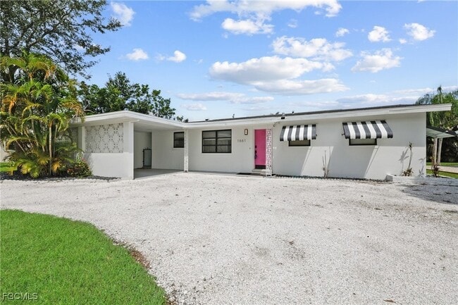 1661 Coronado Rd in Ft. Myers, FL - Building Photo - Building Photo