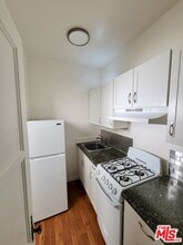 639 Cochran Ave in Los Angeles, CA - Building Photo - Building Photo