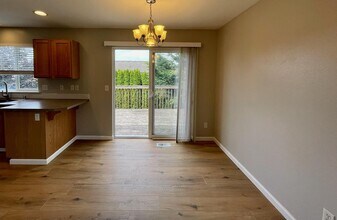 13326 88th Ave Ct E in Puyallup, WA - Building Photo - Building Photo