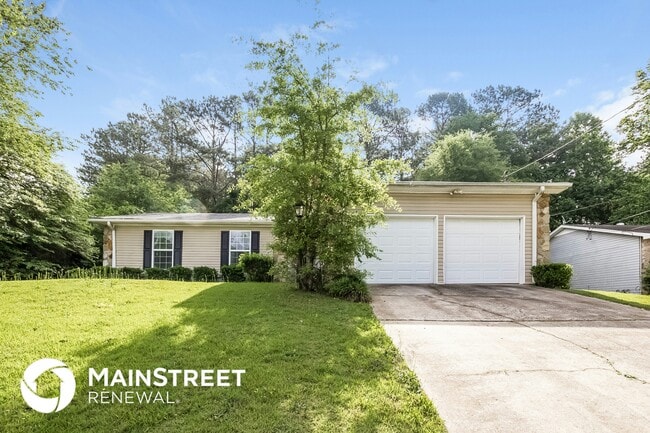 property at 8560 Glenwoods Dr