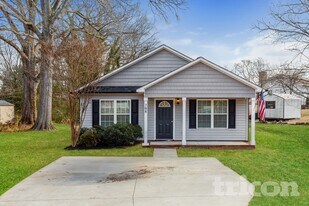 708 Deaton St in Kannapolis, NC - Building Photo
