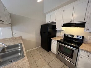 1836 W Tharpe St in Tallahassee, FL - Building Photo - Building Photo