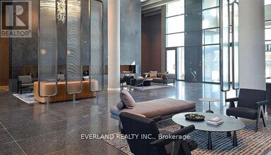 8 Interchange Wy in Vaughan, ON - Building Photo - Building Photo