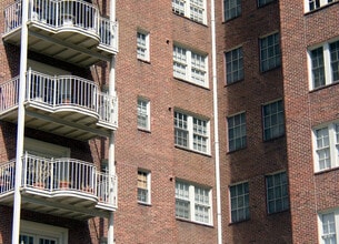 Claridge Manor Apartments in Birmingham, AL - Foto de edificio - Building Photo