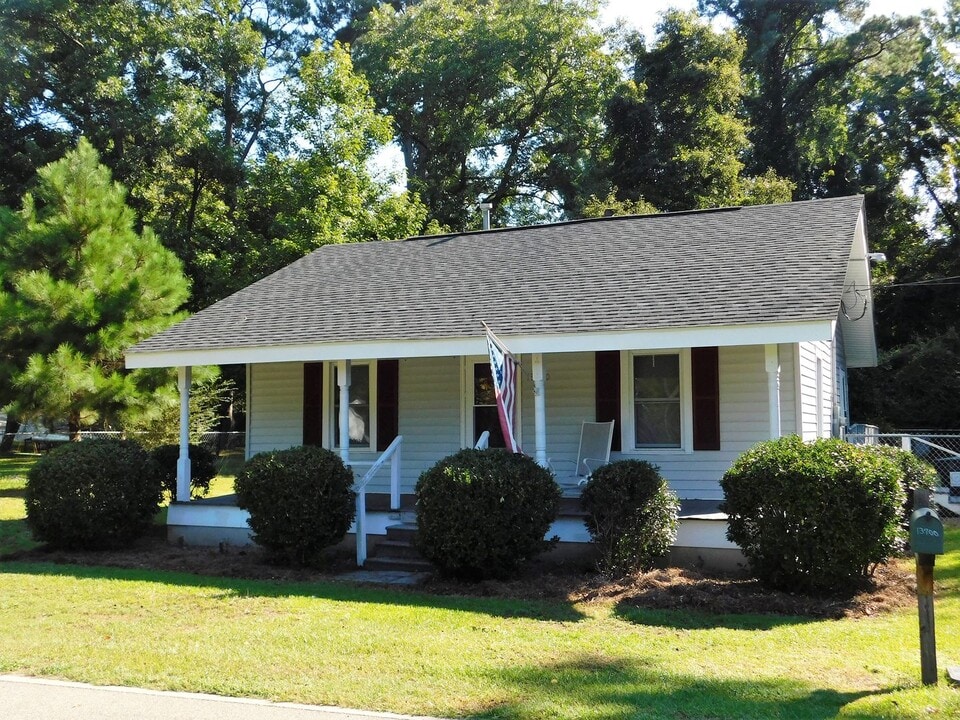 13700 Mc Coll St in Gibson, NC - Building Photo
