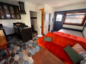 4114 S Carolina Pl in San Pedro, CA - Foto de edificio - Building Photo