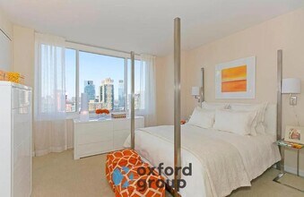 162 W 62nd St in New York, NY - Building Photo - Building Photo