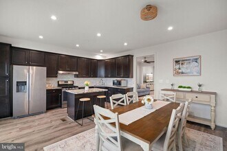 15981 Marsh Pl in Haymarket, VA - Building Photo - Building Photo