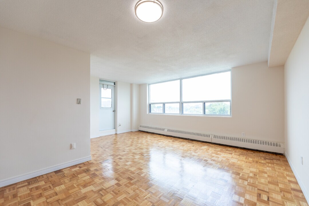 Humber Property Management (2667 & 2677) in Toronto, ON - Building Photo