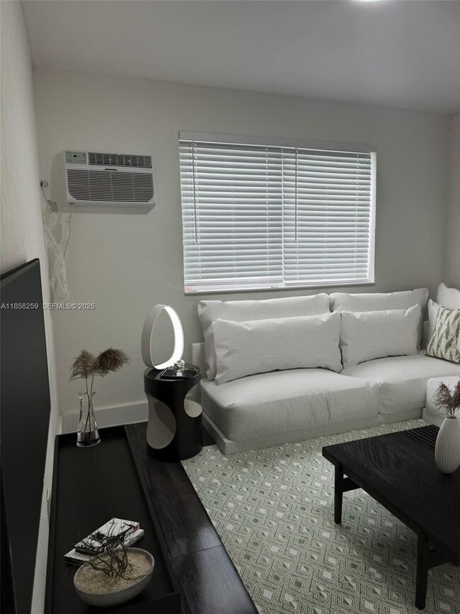 property at 212 NW 15th St