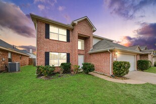 6411 Bright Falls Ln in Katy, TX - Building Photo