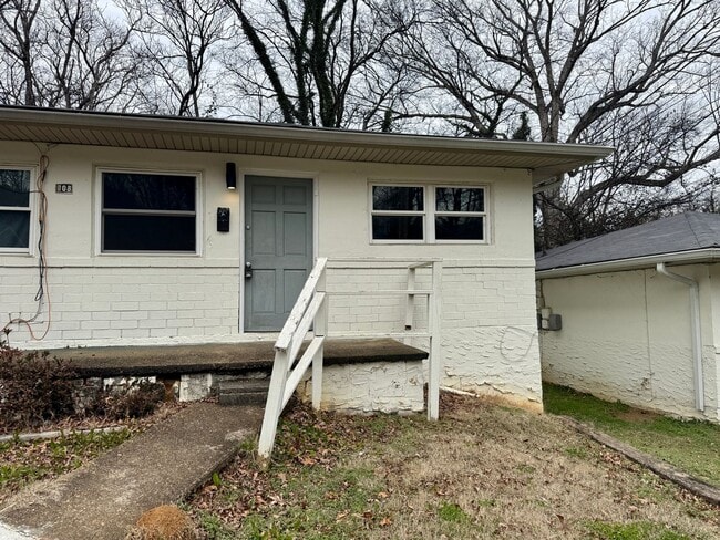 property at 708 W 47th St