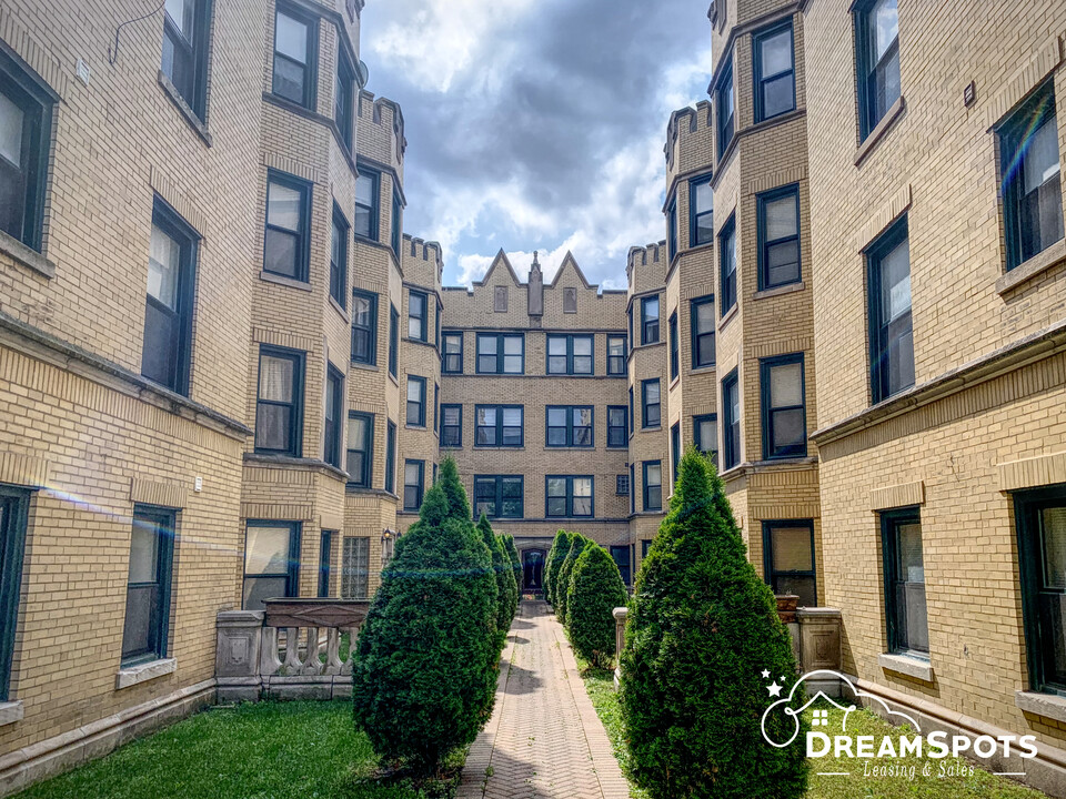 6618 S Kenwood Ave in Chicago, IL - Building Photo