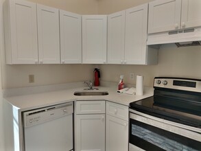 2634 N Charles St, Unit 2 in Baltimore, MD - Foto de edificio - Building Photo