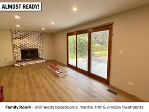 1209 Garfield Ave in Libertyville, IL - Building Photo - Building Photo