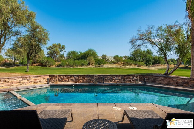 45 Vista Encantada