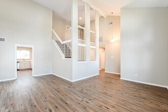 2511 Owens Cross Dr in Houston, TX - Building Photo - Building Photo