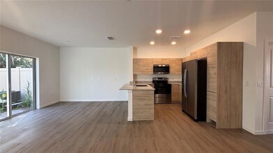 1217 Southstation Pl, Unit 163 in Pine Castle, FL - Building Photo - Building Photo