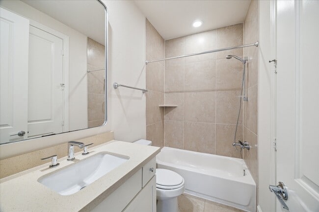 property at 2928 Rusk St