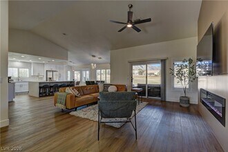 2809 Billy Casper Dr in Las Vegas, NV - Building Photo - Building Photo