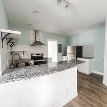 23 S Lakeside Dr in Lake Worth Beach, FL - Building Photo - Building Photo