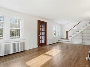 12 Summit Blvd in Westhampton, NY - Building Photo - Building Photo