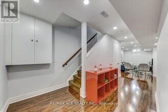 111 Laird Dr in Markham, ON - Building Photo - Building Photo